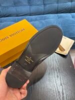 Louis Vuittion Major Loafer Black For Men LV - Image 2