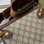 Gucci Messenger Bag With Interlocking G Beige/Ebony GG Supreme Canvas - Image 11