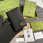 Gucci GG Marmont Card Case Black with Gold Toned Hardware 4.5in/11cm GG 547075 DJ20T 1000