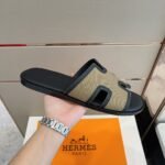 Hermes Izmir Sandals Black/ Beige For Men - Image 4