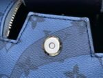 Louis Vuitton Dopp Kit Blue For Men 28cm/ 11 in - Image 7