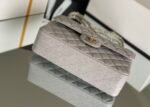 Chanel Classic Medium Crossbody Bag 10.2in/ 26cm Grey Gold Hardware For Women A01112 - Image 4