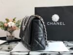Chanel 19 Maxi Handbag Black - Image 8