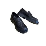 Fendi FD O’Lock Nubuck Loafers Black For Men