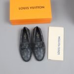 Moccasin Monte Monogram Black For Men - Image 3