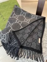 Gucci Wool Scarf Grey 195cm/77in For Women - Image 6