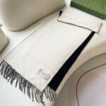 Gucci Interlocking Scarf Two Toned 195cm/77in For Women - Image 3