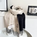 Gucci Interlocking Scarf Two Toned 195cm/77in For Women - Image 6