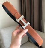 Hermes H Guillochee Belt 32mm Buckle And Reversible Leather Strap Noir H064540CK05 - Image 3