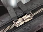 Louis Vuitton Horizon Clutch 8.3in/ 21cm Black Silver Hardware For Men - Image 10