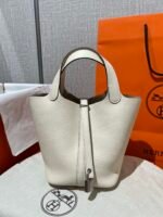 Hermes Picotin Lock 18 White Bag For Women, Women's Handbags 7.1in/18cm - Image 5