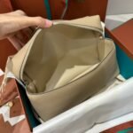 Loro Piana Extra Pocket L27 Top Handle Bag 10.6in/ 27cm Whisper Beige Gold Hardware For Women FAN4043 1615 - Image 6