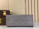 Louis Vuitton Onthego MM Tote Bag 13.8in/ 35cm Trianon Grey Gold Hardware For Women M12415 - Image 5