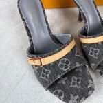 Louis Vuitton 6AM Mule Grey For Women 1ADIGT - Image 3