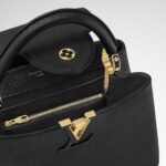Louis Vuitton Capucines MM Top Handle Bag 12.2in/ 31cm Black Gold Hardware For Women M24727 - Image 6