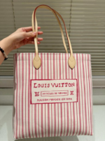 Louis Vuitton Carry It Beige Plum For Women 14.6in/37cm M15121 - Image 4