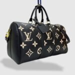 Louis Vuitton Keepall Bandouliere 45 Travel Bag 17.7in/ 45cm Black Gold Hardware M46670 - Image 4