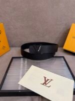 Louis Vuitton 40mm LV Initiales Embossed Monogram Pattern Belt Black - Image 2