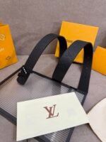 Louis Vuitton 40mm LV Initiales Embossed Monogram Pattern Belt Black - Image 5