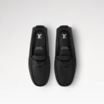 Louis Vuitton LV Monza Taiga Black For Men 1AHRXO - Image 2
