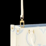 Louis Vuitton OnTheGo PM Tote Bag 9.8in/ 25cm White Gold Hardware For Women M46833 - Image 5