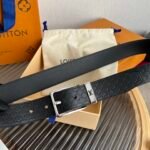 Louis Vuitton Initiales 35 mm Reversible Belt Black LV Blason Embossed - Image 4