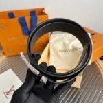 Louis Vuitton Initiales 35 mm Reversible Belt Black LV Blason Embossed - Image 9