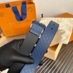 Louis Vuitton Reversible Blason 35mm Belt Navy Blue & Black - Image 7