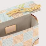 Louis Vuitton Steamer Wearable Wallet Bag White For Men N40674 7.1in/18cm - Image 5