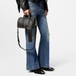 Louis Vuitton Keepall Bandouliere 25 Travel Bag 9.8in/ 25cm Black Silver Hardware For Men M11595 - Image 2