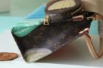Louis Vuitton LV x YK OnTheGo PM Tote Bag 9.8in/ 25cm Brown Gold Hardware For Women M46467 - Image 4