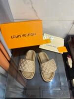 Louis Vuitton Women's Pool Pillow Comfort Flat Mule Brown For Women LV - Image 6