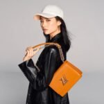 Louis Vuitton Twist MM Epi Gold Miel Brown M59686 - Image 2